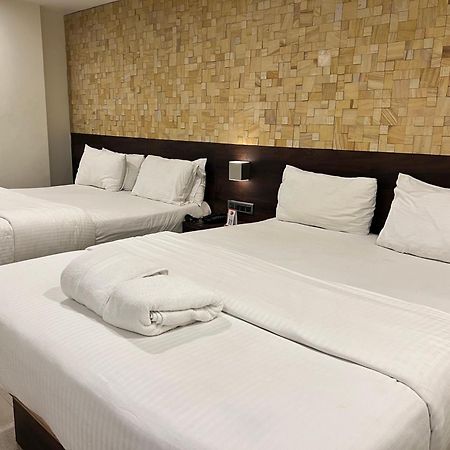 Diviyum Manor Hotel พอร์ตแบลร์ ภายนอก รูปภาพ