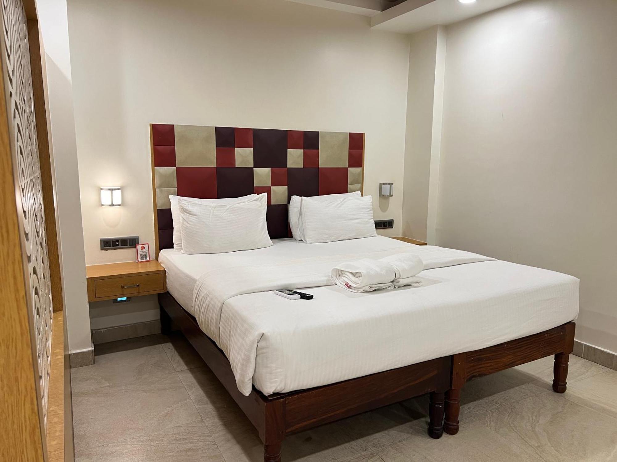 Diviyum Manor Hotel พอร์ตแบลร์ ภายนอก รูปภาพ